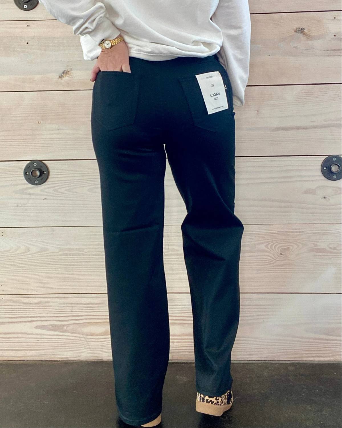 Hidden - Women's Logan Dad Jean