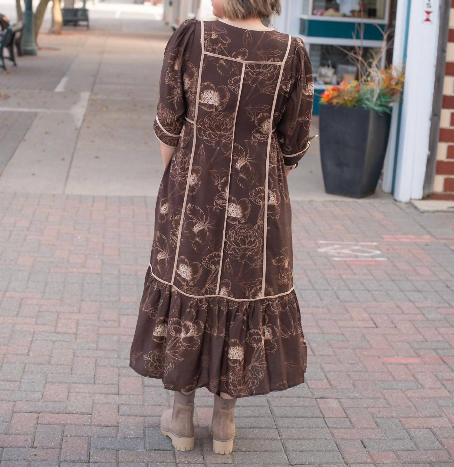 Entro - Floral Midi Dress