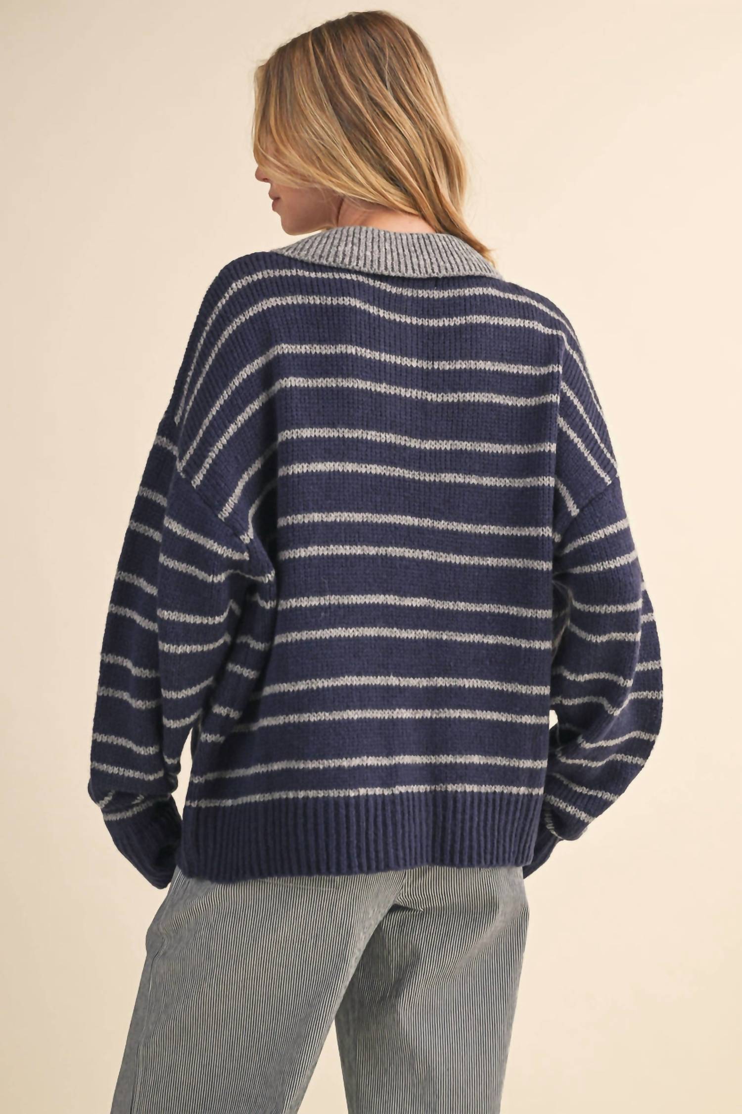 Klesis - Stripe Collar Sweater