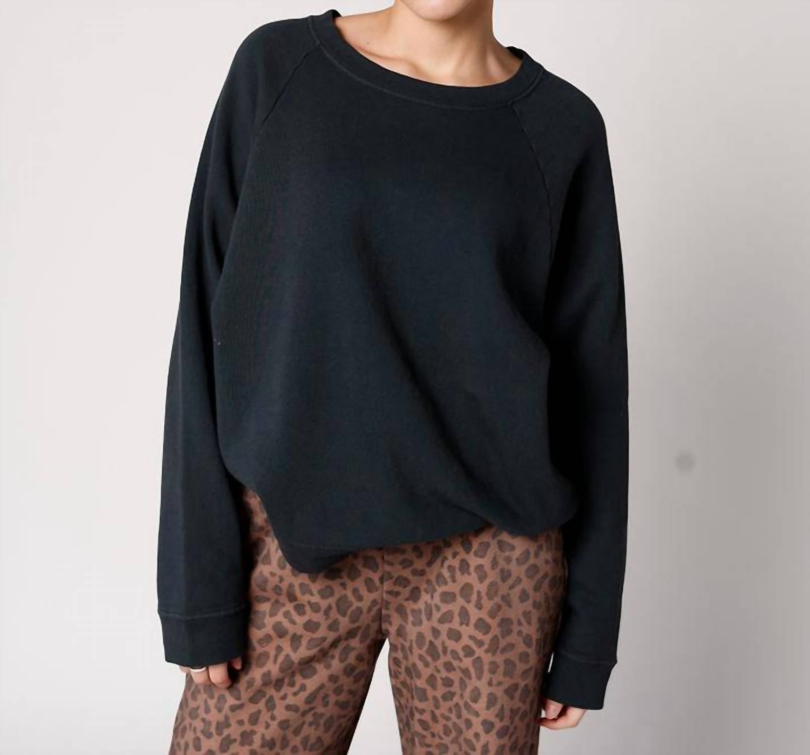 Daydreamer - Solid Vintage Raglan Sweatshirt