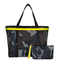 Andi - Women's Signature Xl Tote Bag