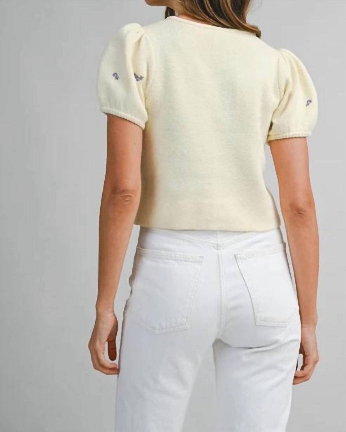Mable - Embroidered Puff Sleeve Knit Top