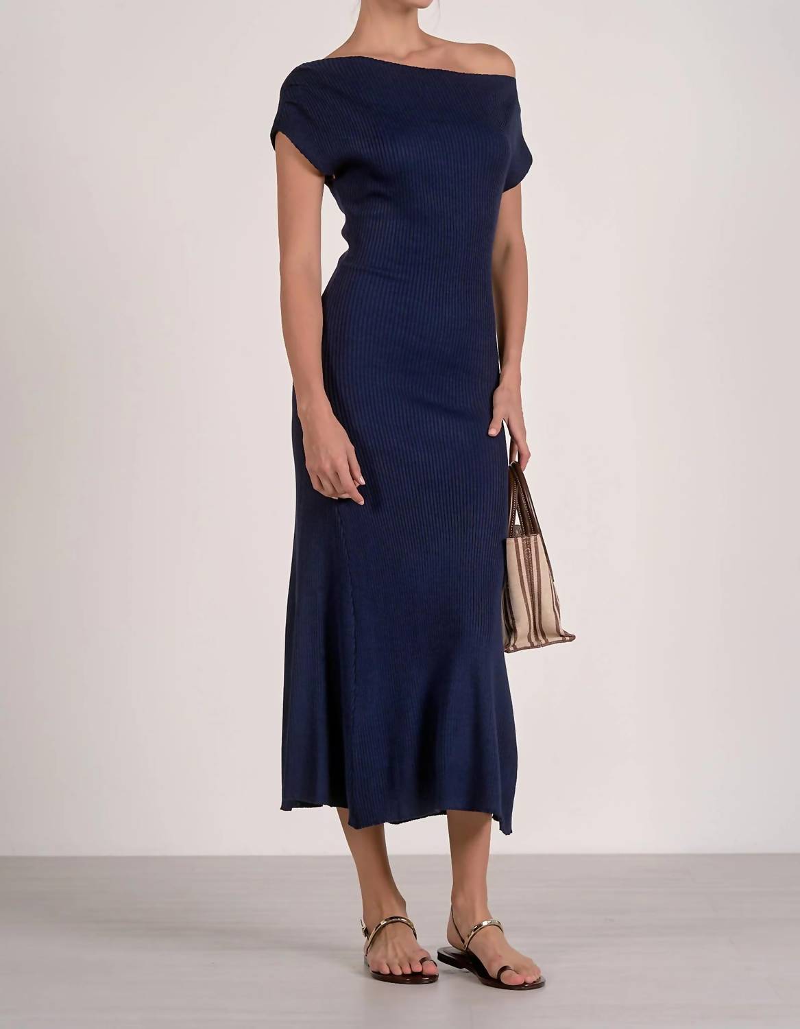Elan - Cap Sleeve Maxi Dress