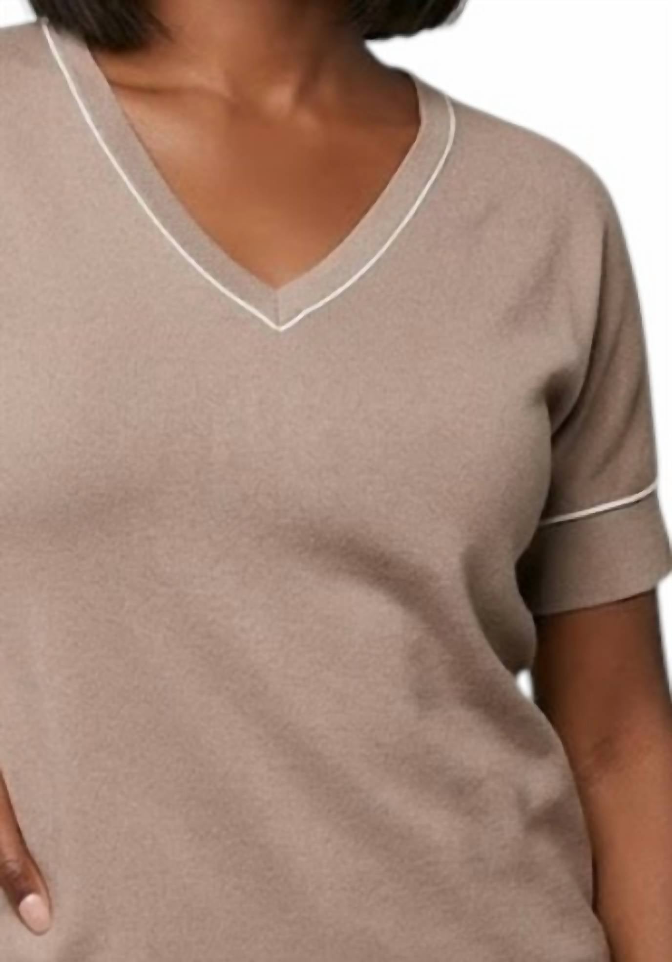 Staccato - Sara Stitched Accent Top