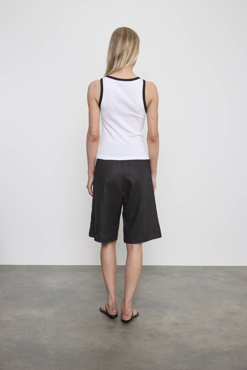 Enza Costa - LINEN BERMUDA SHORT