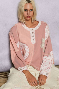 Pol - Crew Neck Peace Patch Floral Knit Top