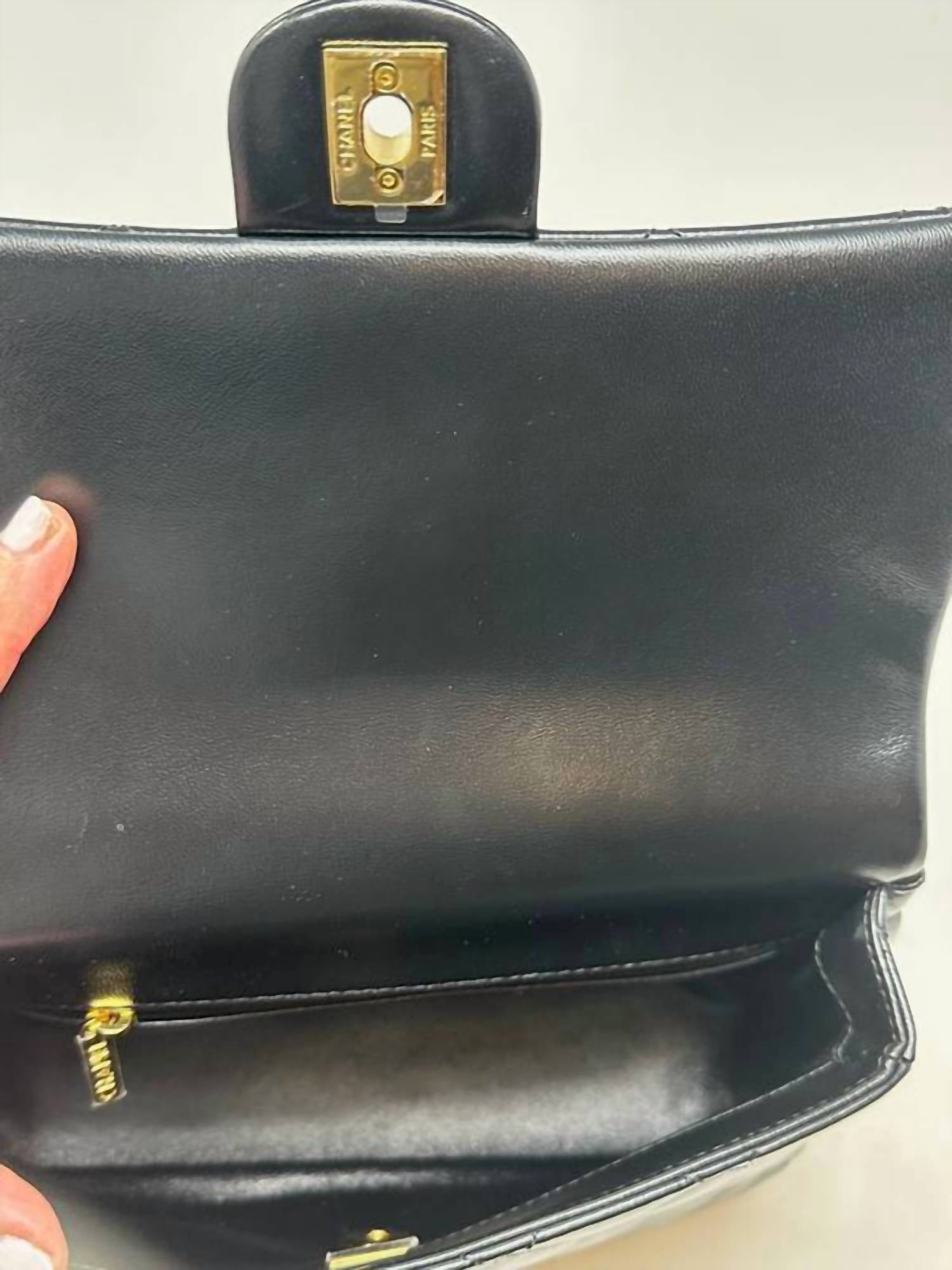 Chanel - Preloved Quilted Lambskin Flap Bag With Gold Top Handle And Crossbody Chain