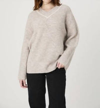 French Connection - Kezia Vertical V Neck Jumper