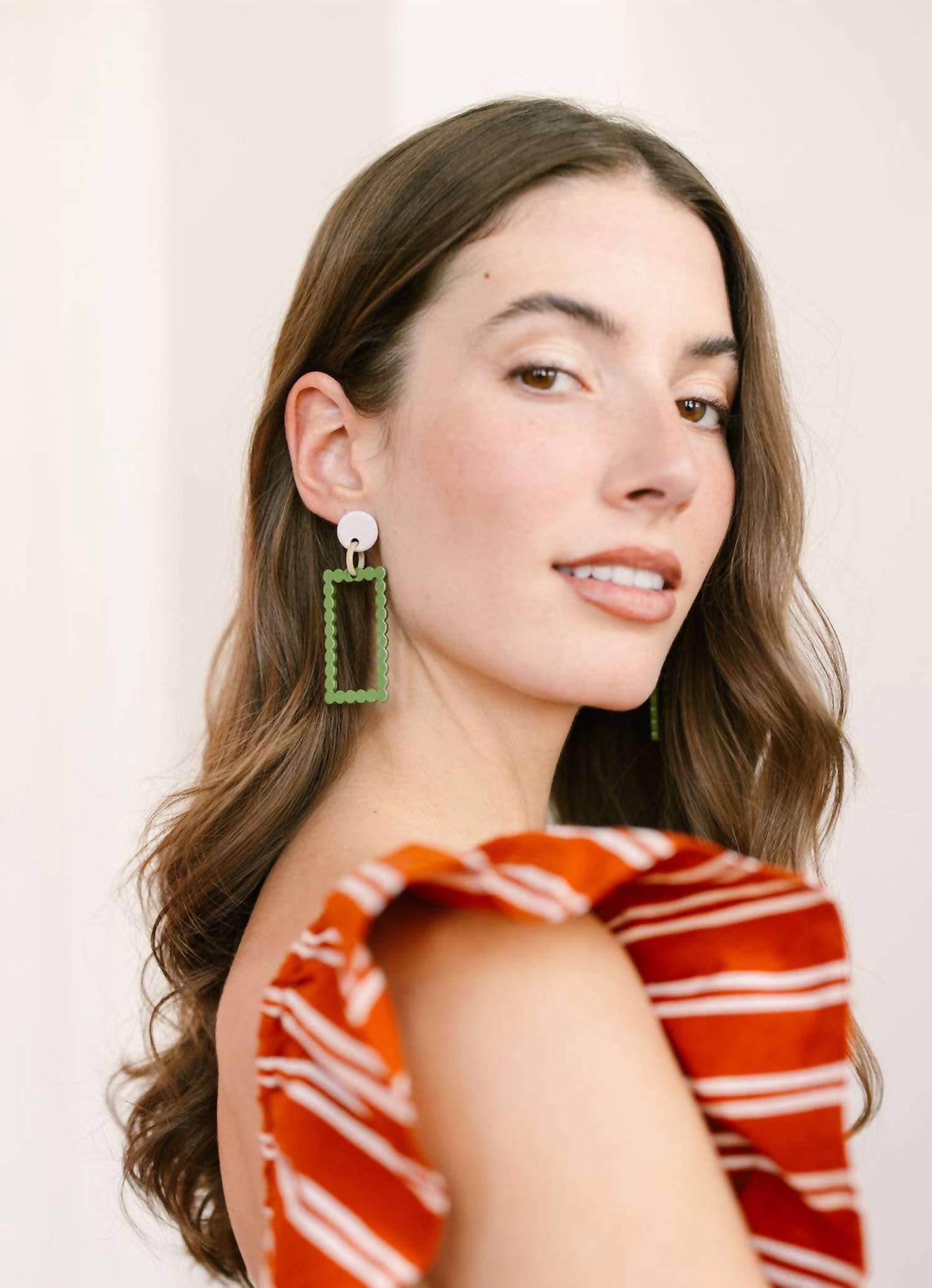 Sunshine Tienda - Women's Dot Dangles Earrings