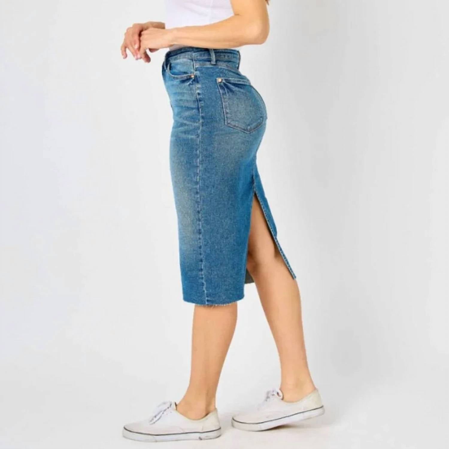 Judy Blue - BACK SLIT MID LENGTH SKIRT