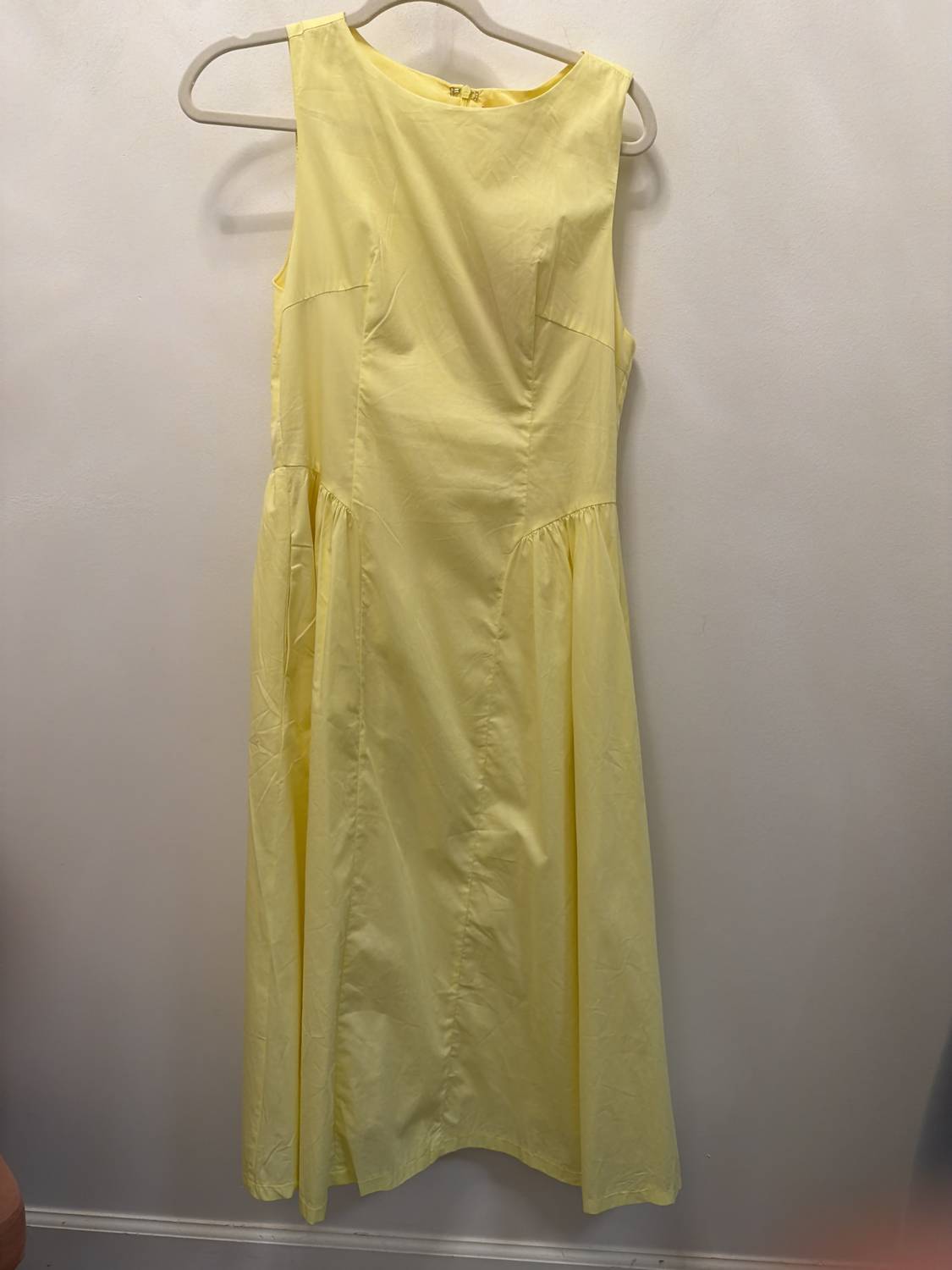 Thml - Sleeveless Round Neck Midi Dress