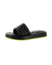 P448 - Women's Fergie Slip-on Slipper