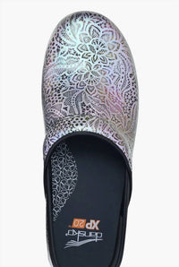 Dansko - Women's Xp 2.0 Leather Clogs