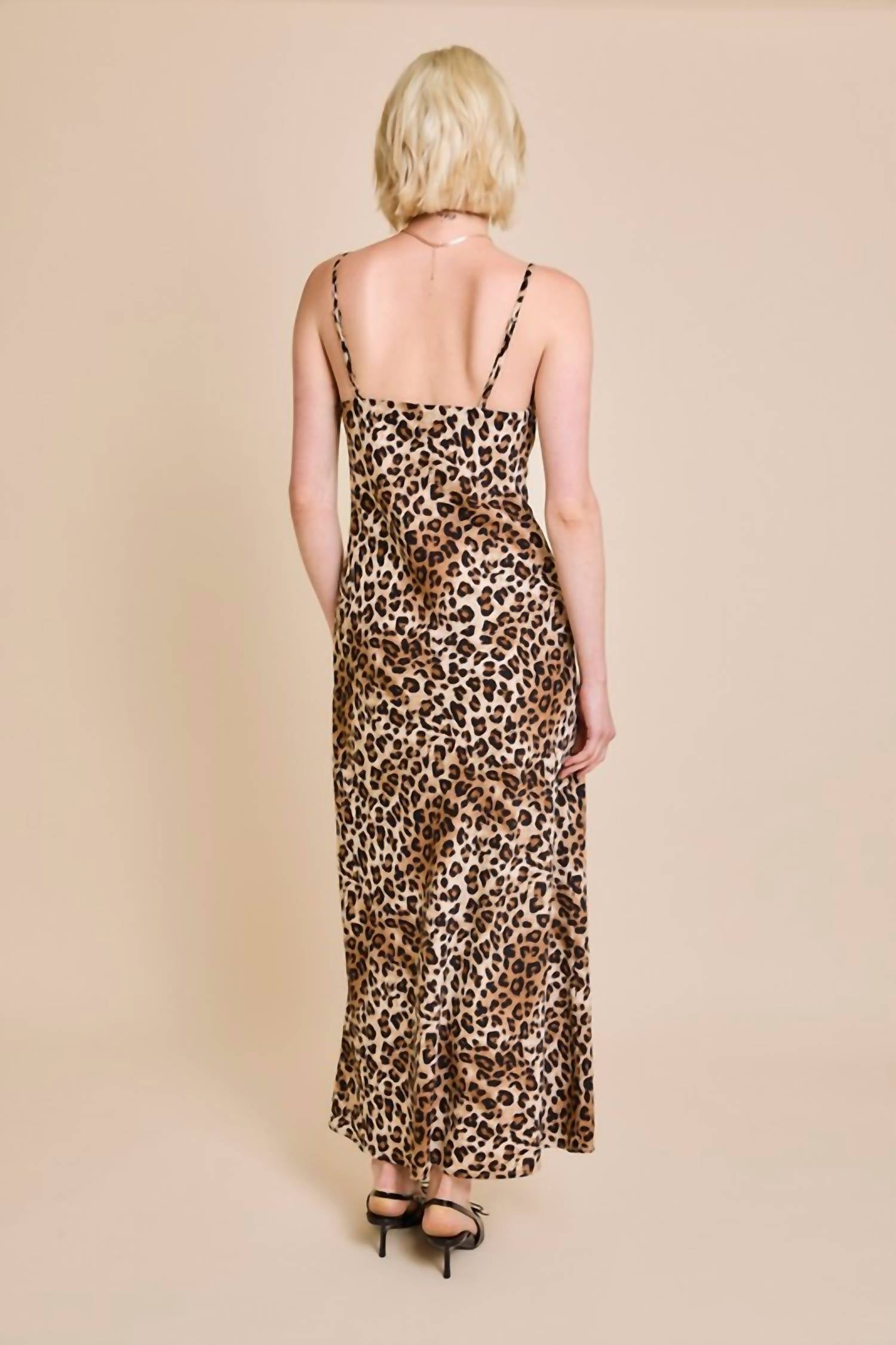 Le Lis - Spaghetti Strap Lace Trimmed Maxi Dress