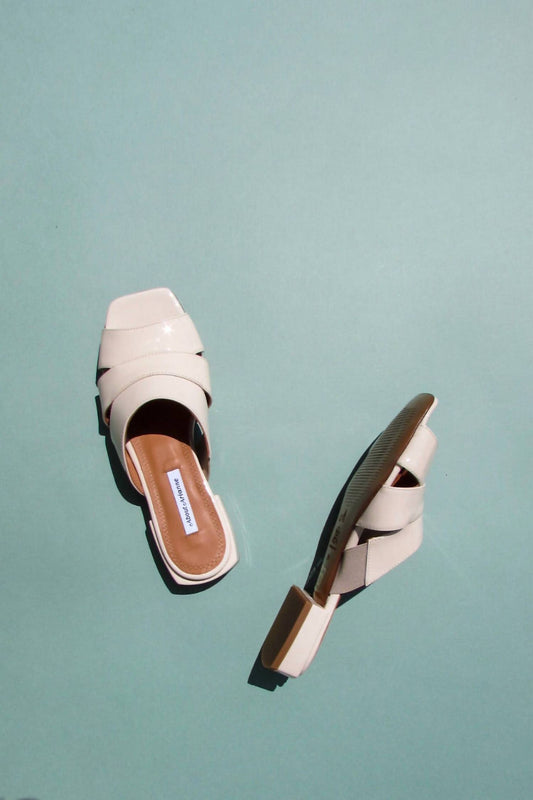 About Arianne - Women's Sybille Vegan Flat Sandal