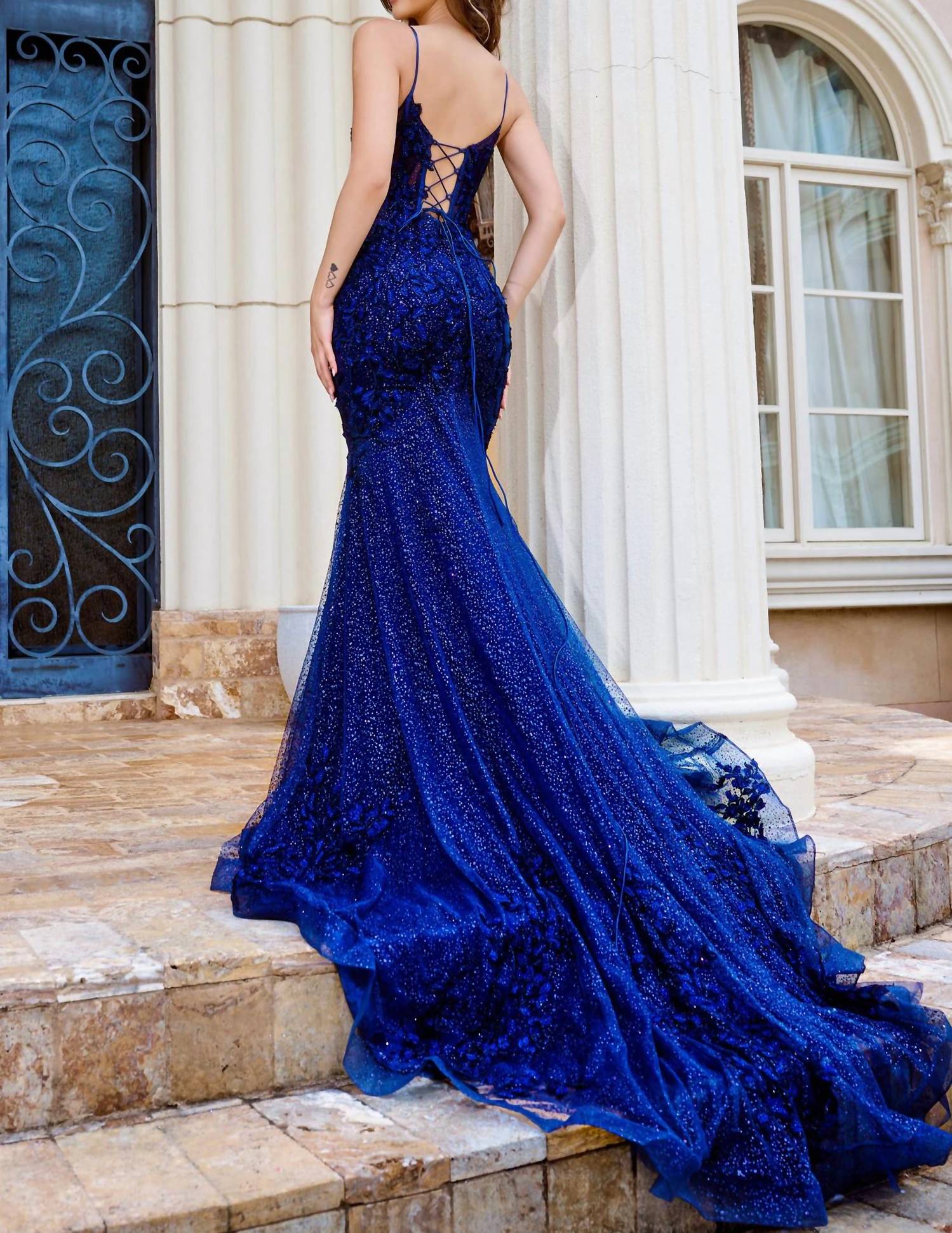 Portia&Scarlett - FLORAL APPLIQUES MERMAID DRESS