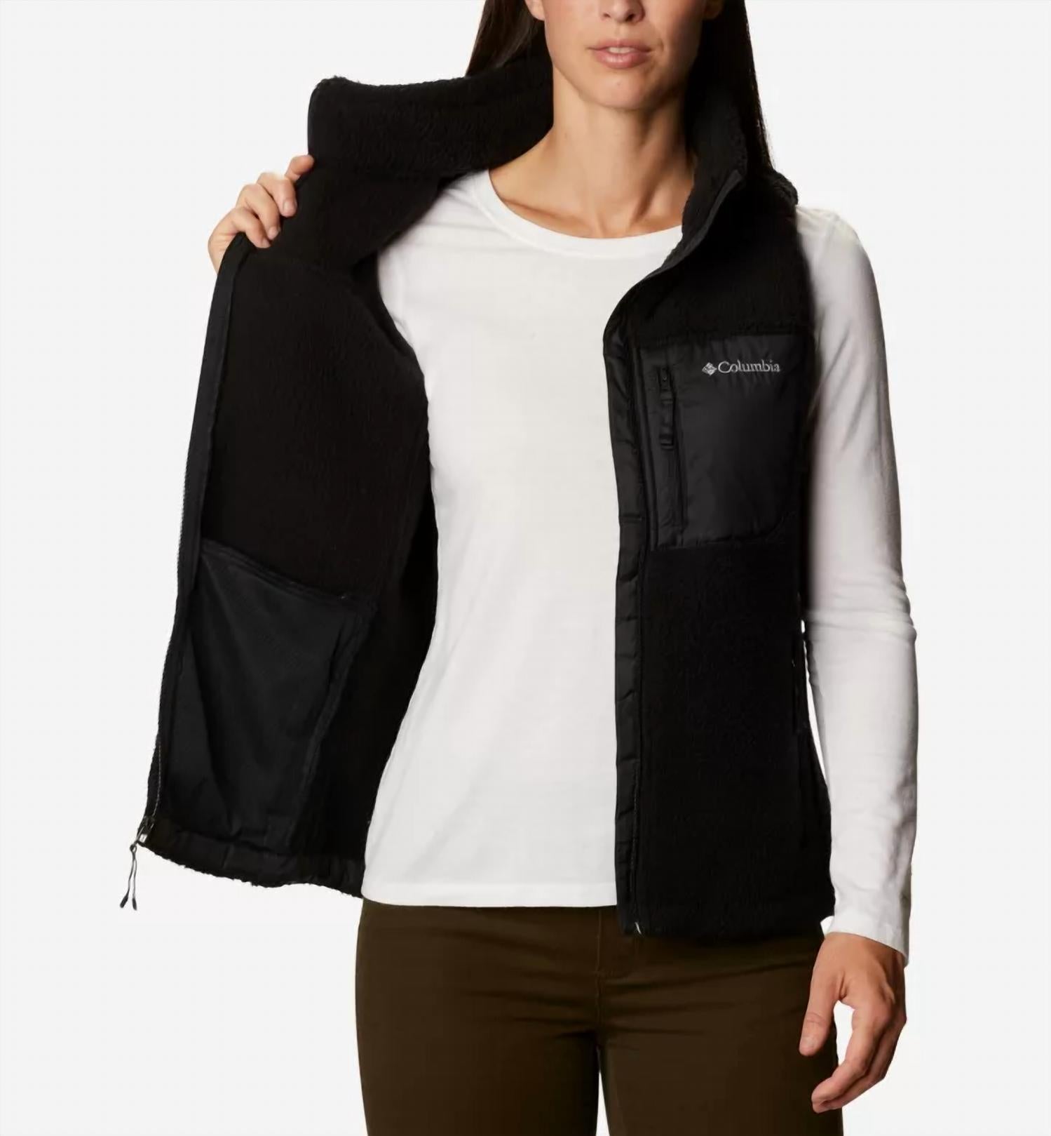 Columbia West Bend Vest in black - women's jacket - detail view