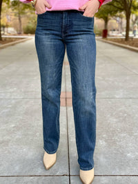 Judy Blue - Mid Rise Petite Straight Legs Tummy Control Classic Jeans