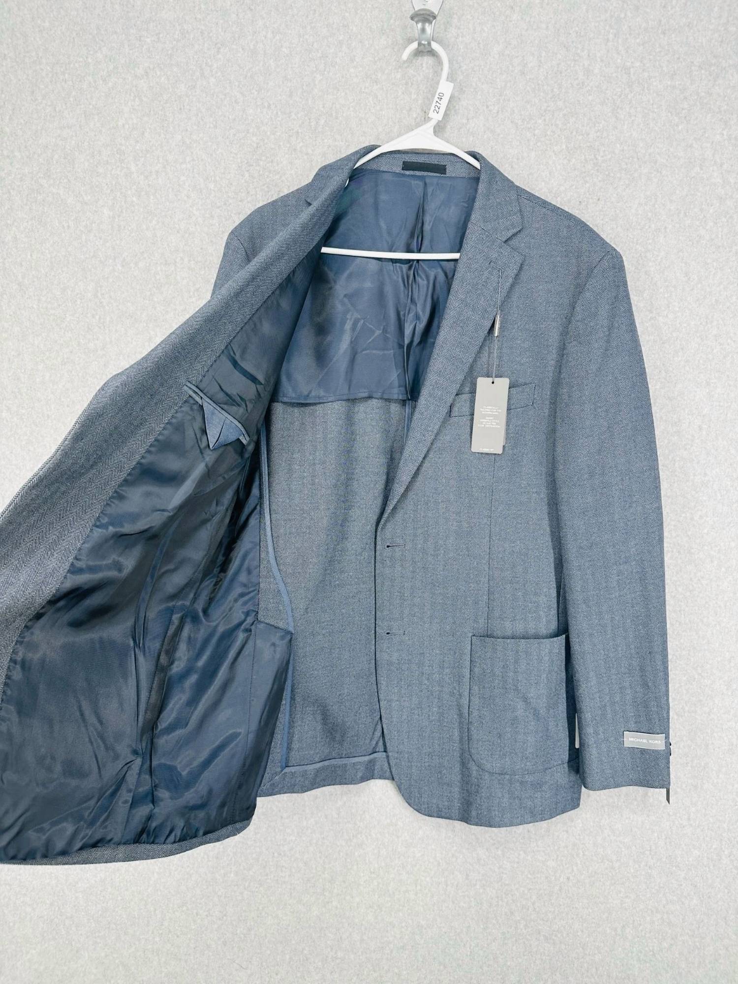 Michael Kors - Men's Classic Fit Herringbone Woven Sport Jacket