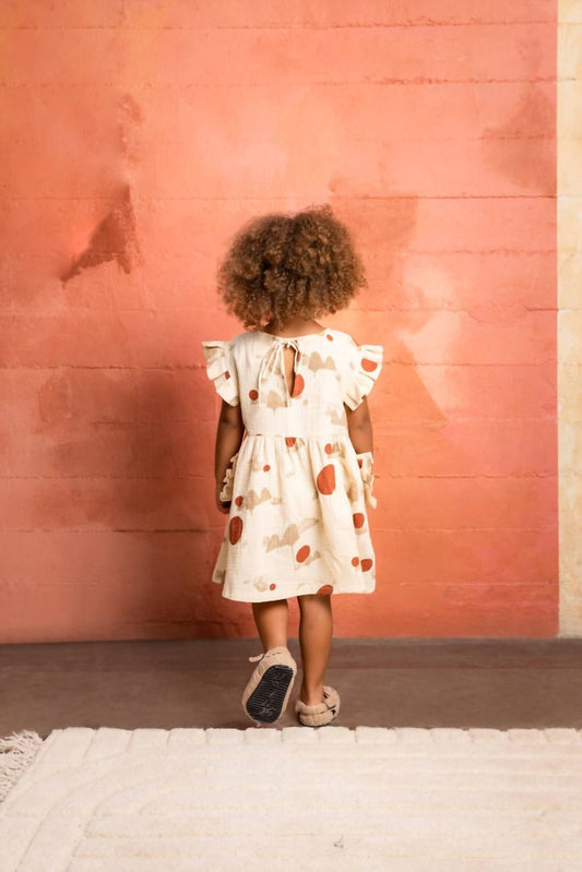 Omamimini - Fit & Flare Dress with Box Pleats Sleeves