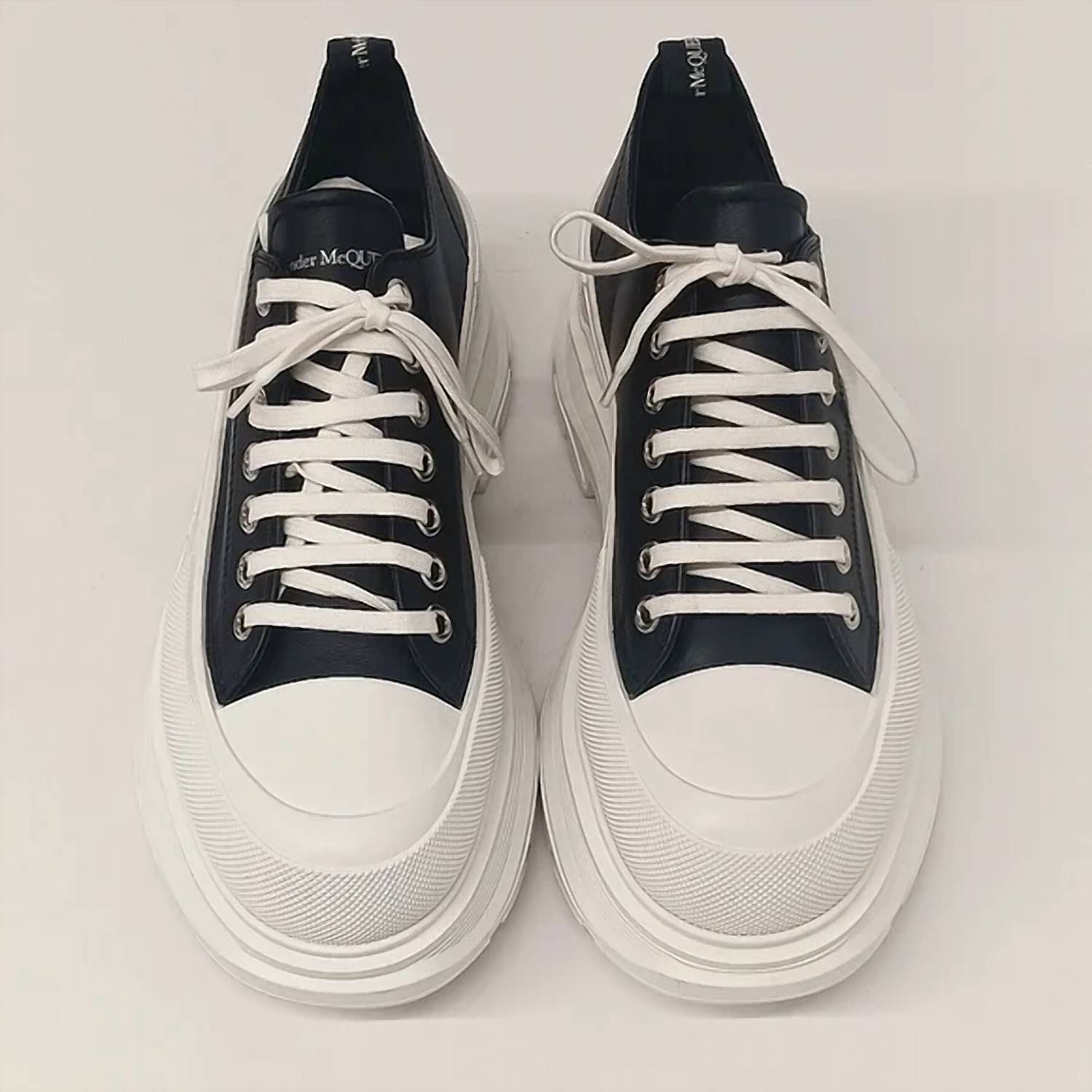 Alexander Mcqueen - Men's Tread Slick Low Top Sneakers