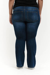 1822 Denim Maternity Slim Boot Cut With Bellyband Jeans - Plus in eleni - women's jeans - detail view