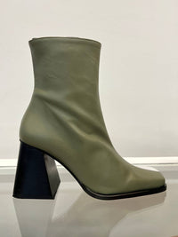 Alohas - South Bi-color Ankle Boots