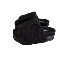 Roam - Women's Fuzzy Platform Slides