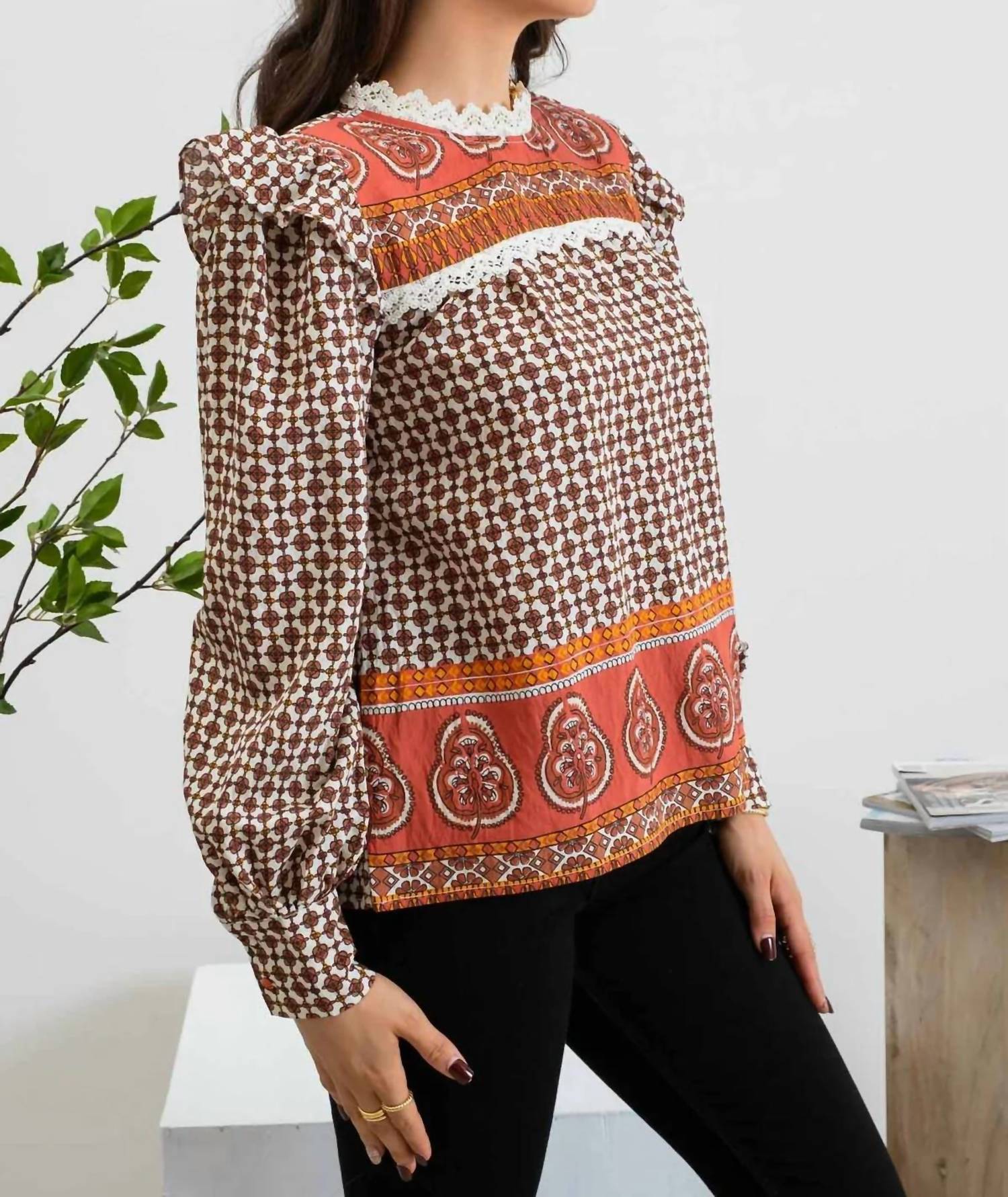 Blu Pepper - Geometric Long Sleeves Blouse