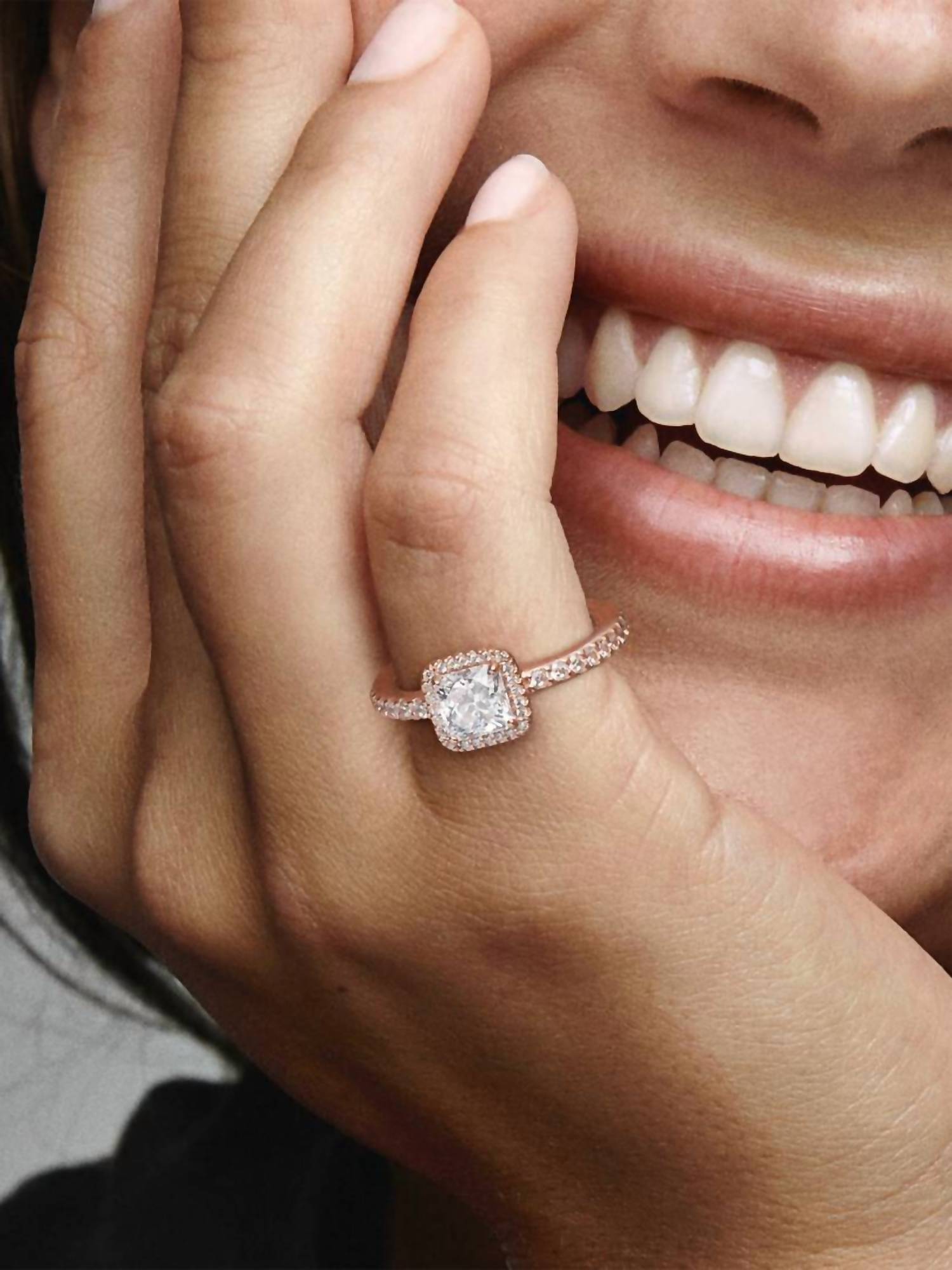 Pandora - Square Sparkle Halo Ring