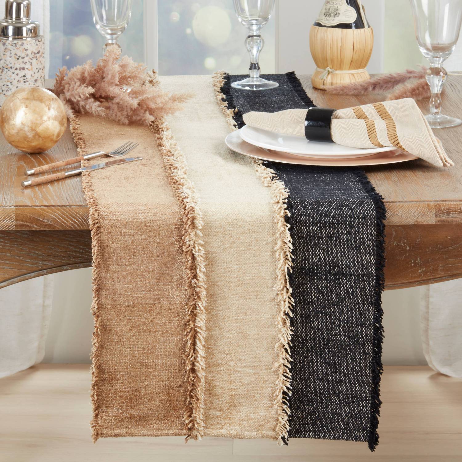 Saro Lifestyle - Color Cascade Fringed Table Runner 16"x72"