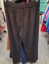 Hem & Thread Women's Pleated Wide Leg Pants in black - women's pants - detail view