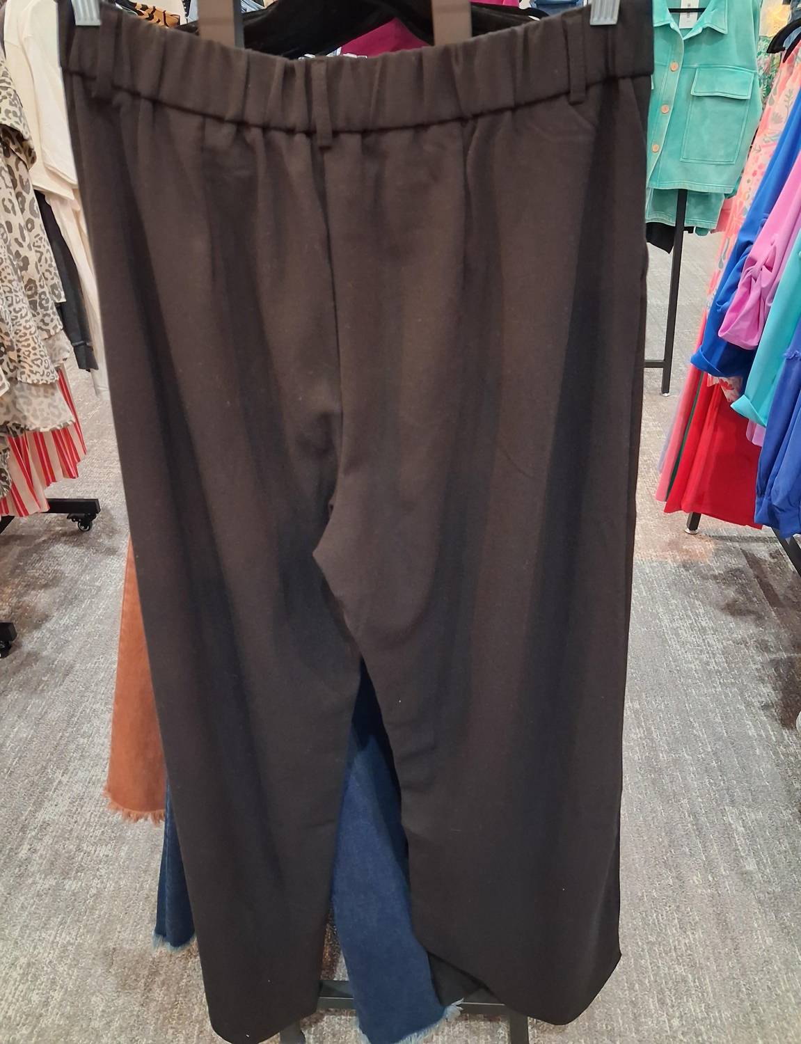 Hem & Thread Women's Pleated Wide Leg Pants in black - women's pants - detail view