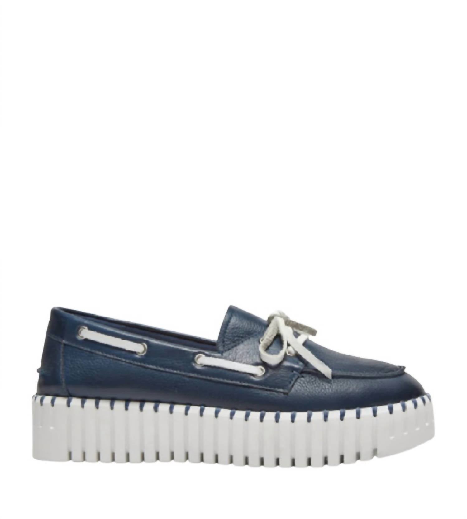 Silent D - Women's Boat Leather Shoe
