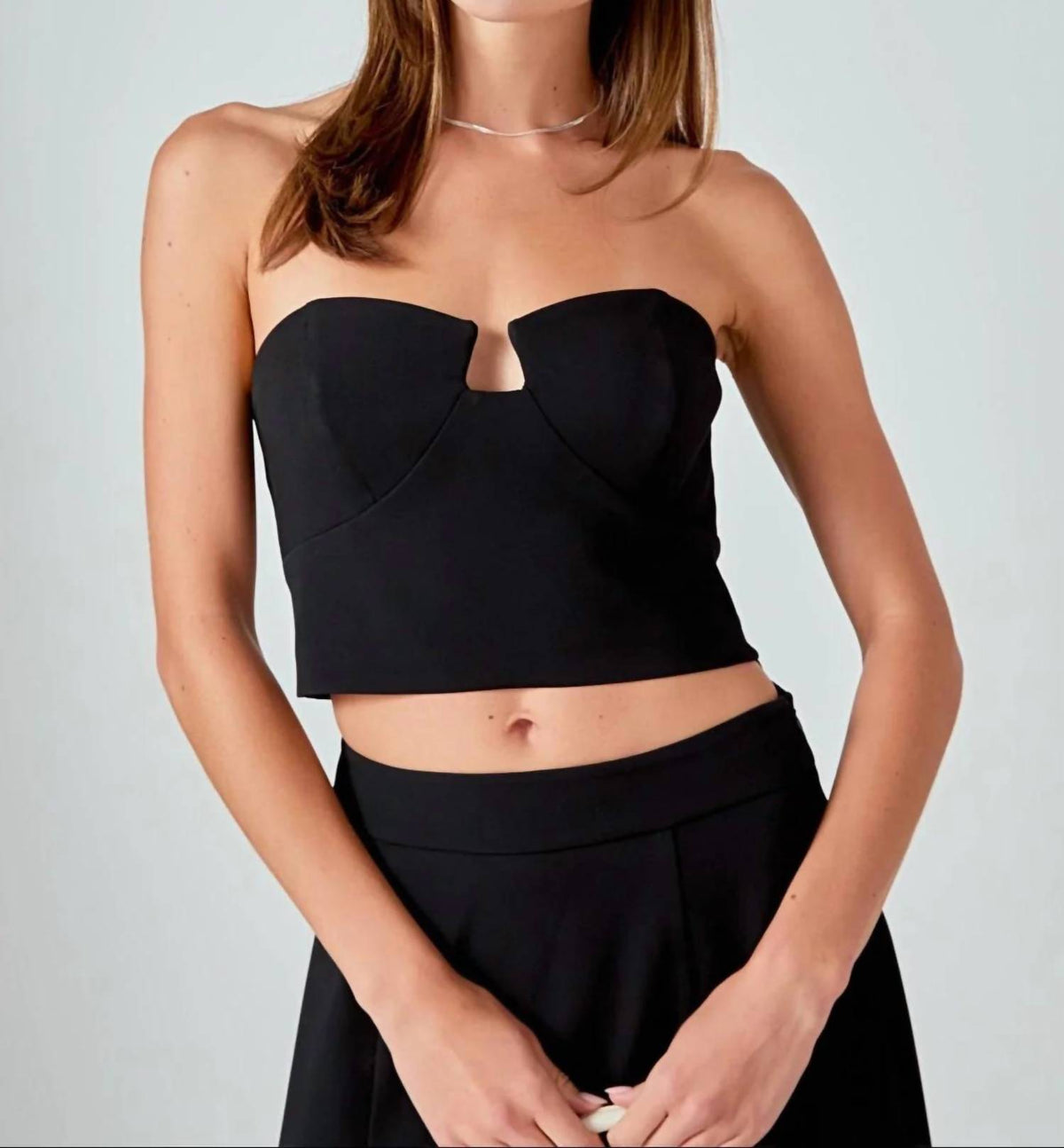 2.7 August Apparel - Haley V Strapless Top