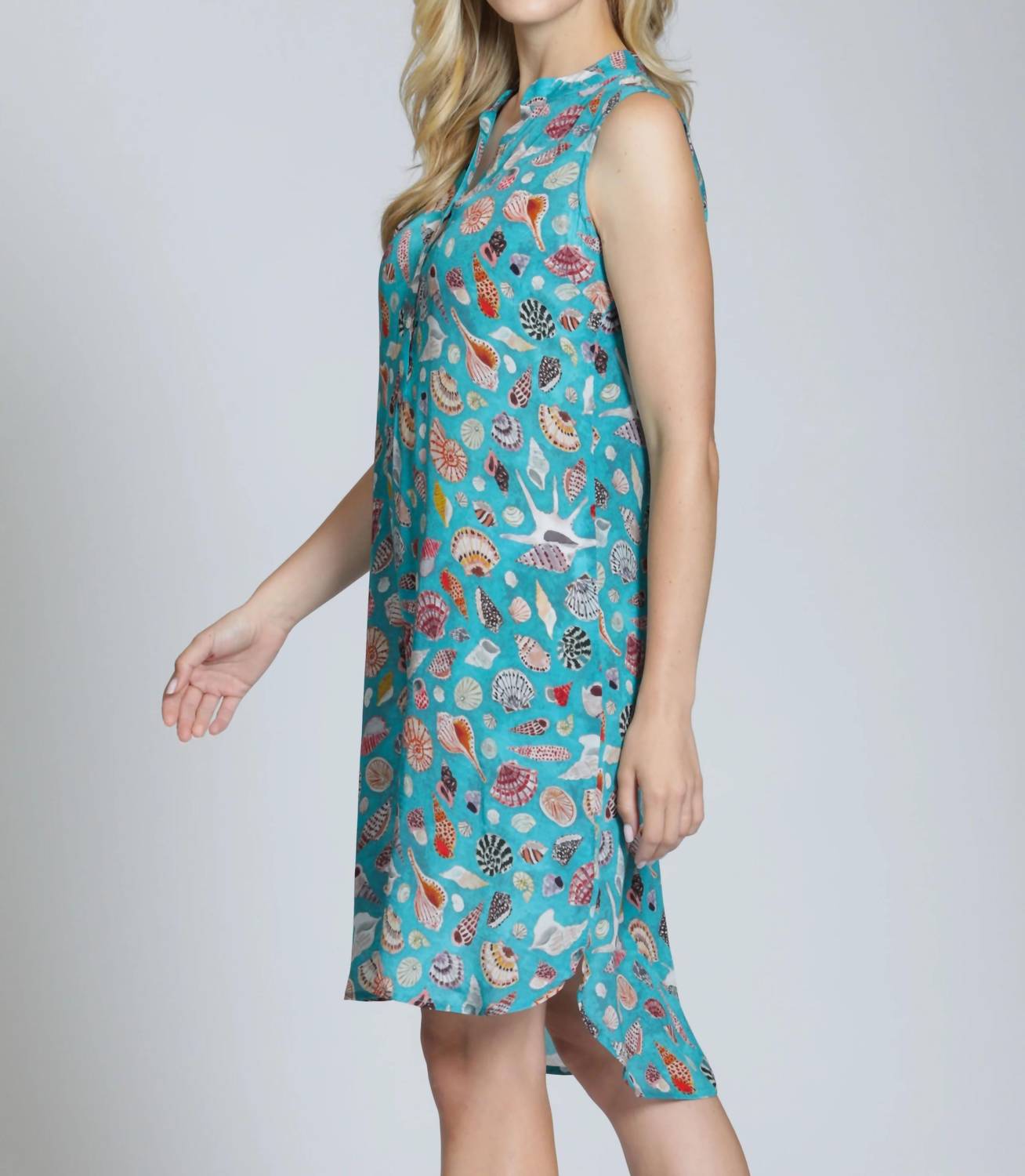 Apny - Sleeveless Seashell Mini Dress