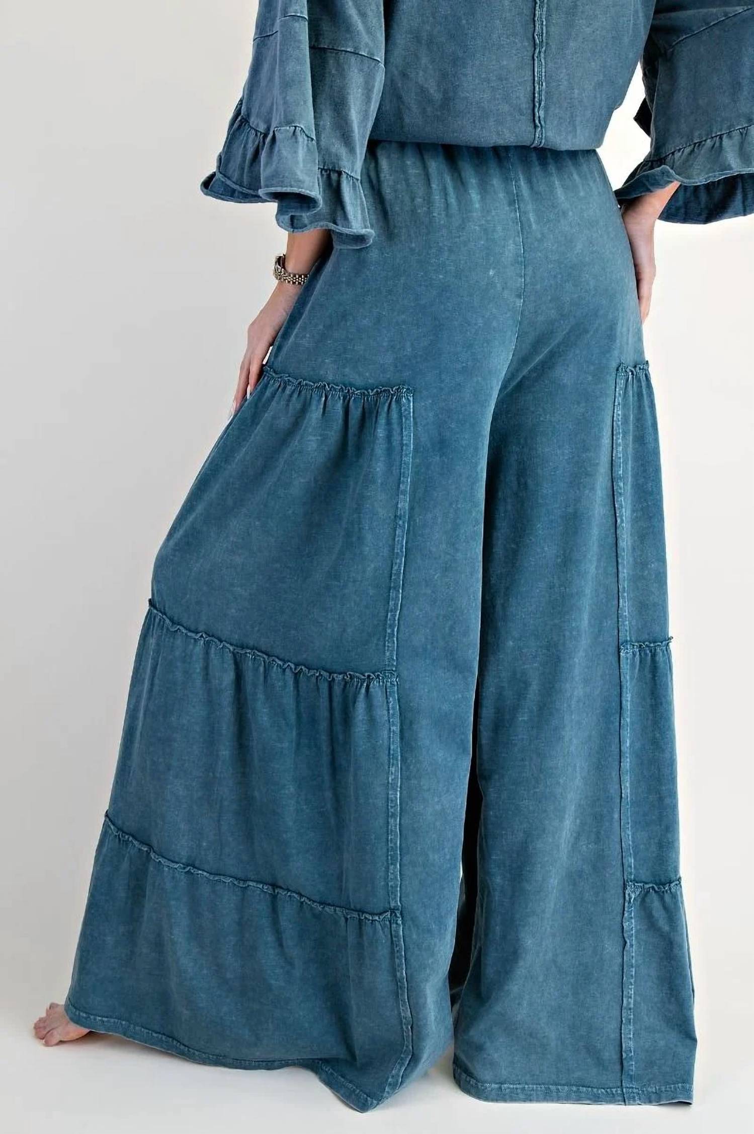 Easel - Tabby's Tiered Pants
