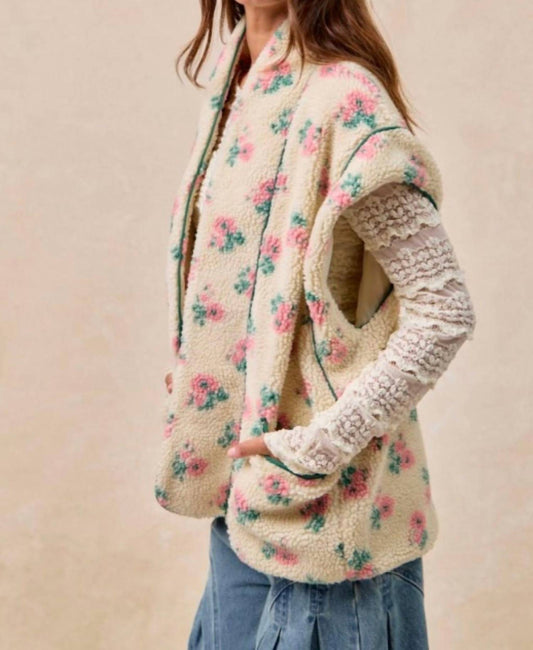 Bibi - Floral Print Drop Shoulder Fleece Vest With Patch Pockets