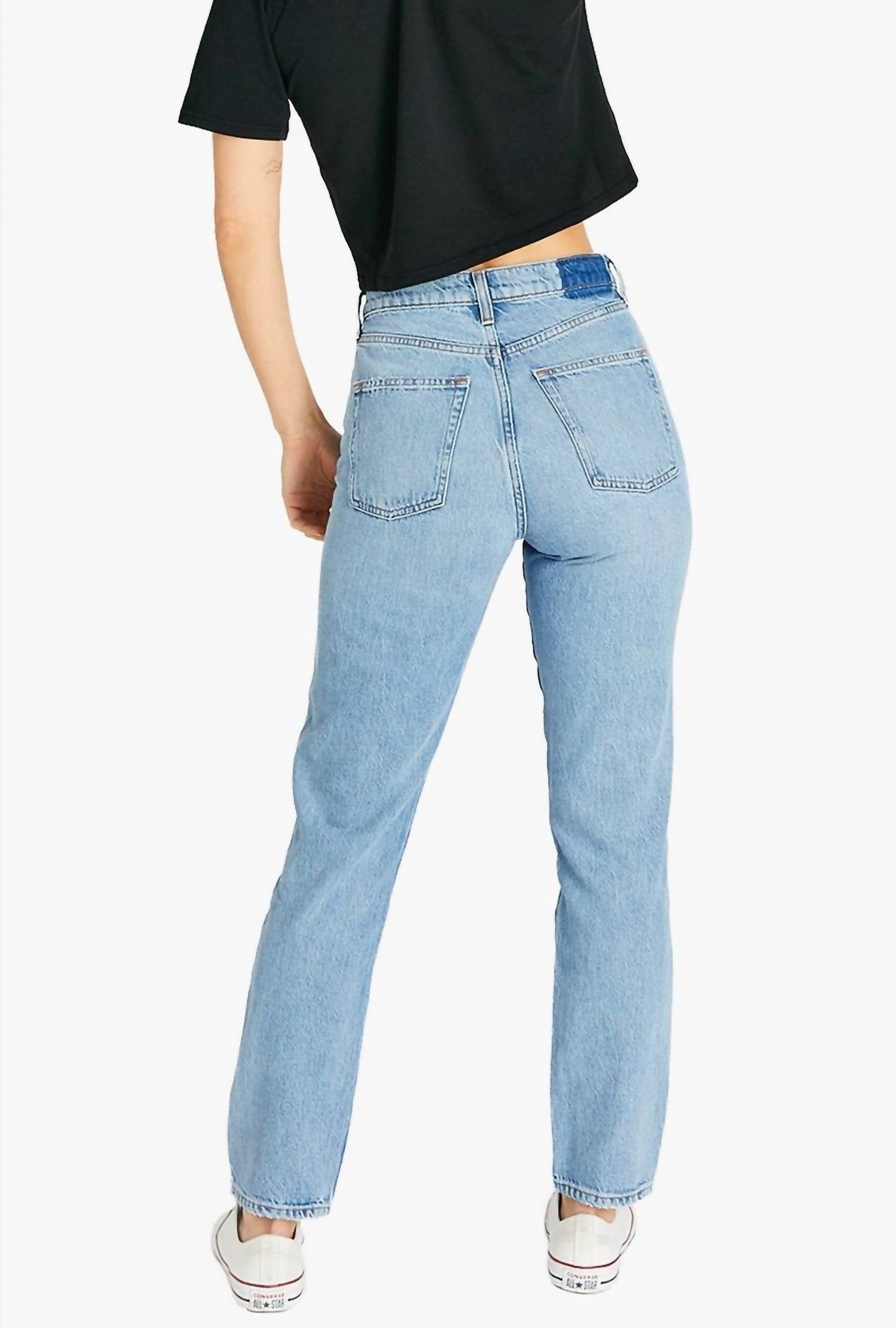 ETICA Finn Straight Jeans in light - women's jeans - detail view