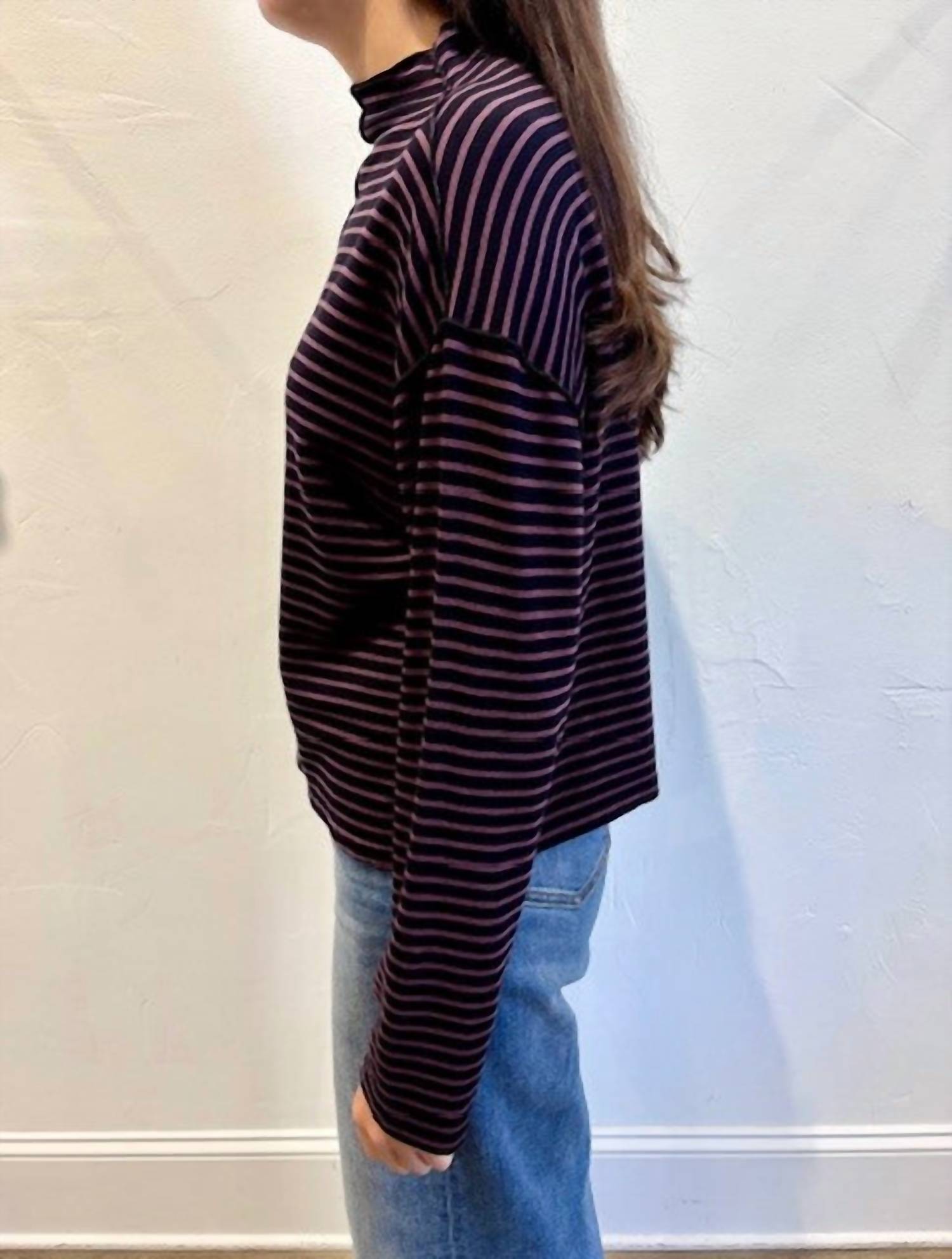 Cut Loose - Funnel Pullover Tee