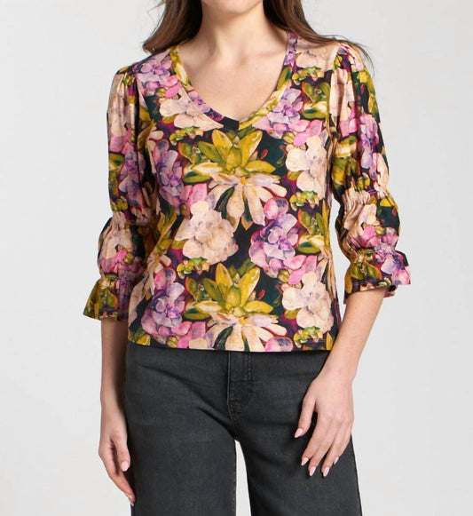 Apny - Scrunch Sleeve Floral Top