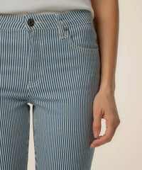 Kut From The Kloth - Kelsey High Rise Fab Ab Ankle Flare Jeans