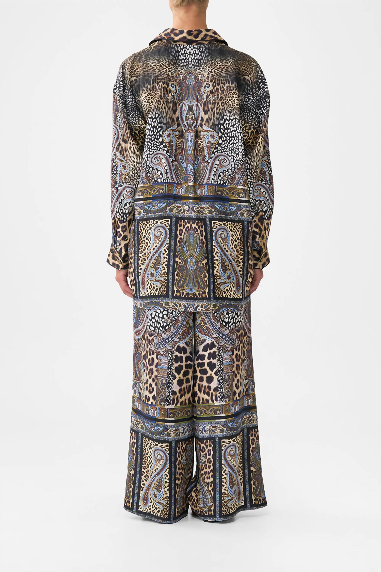 Camilla - Long Sleeve Oversized Shirt