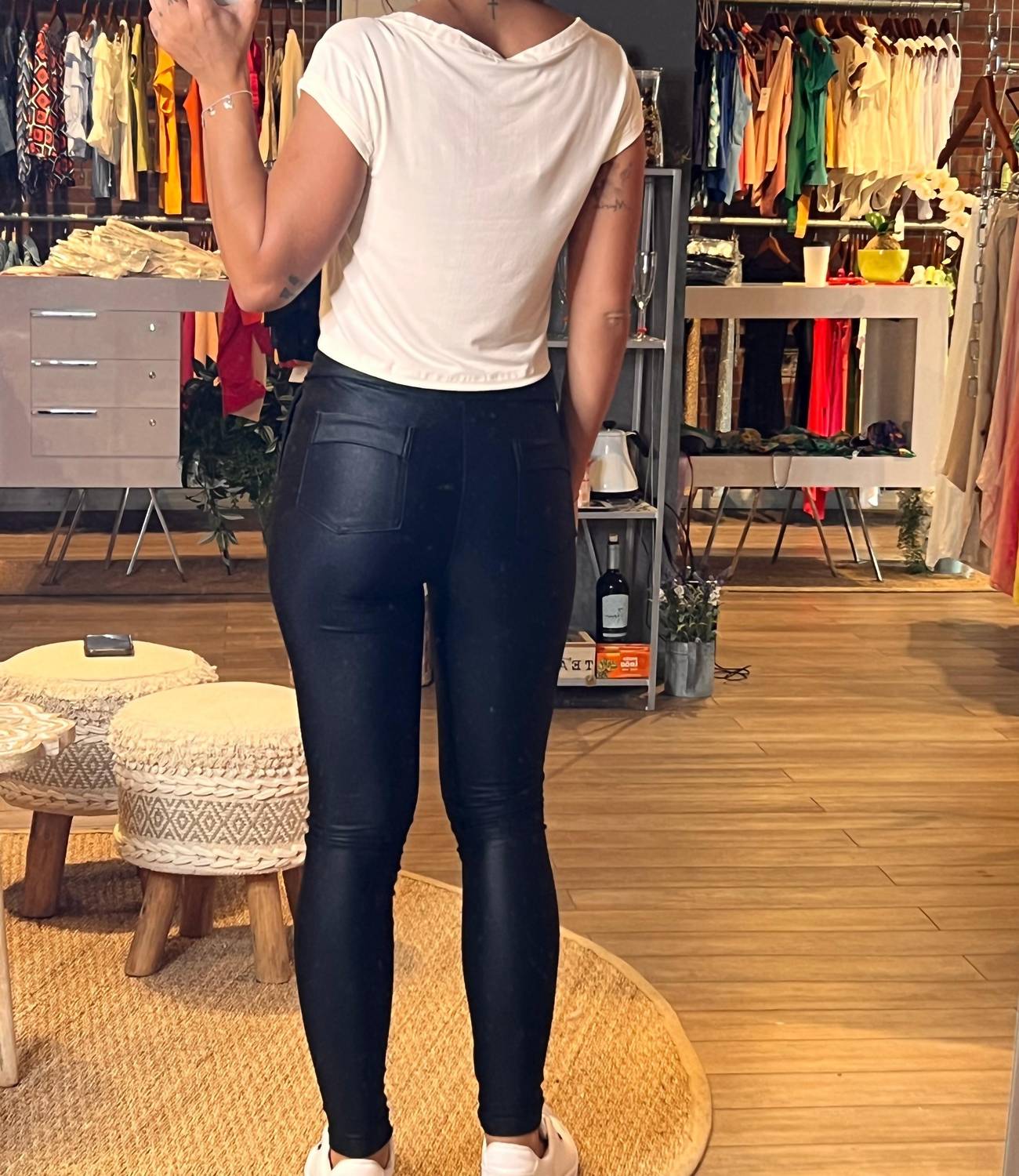 Aurora - Leka Shiny High-Waisted Pants