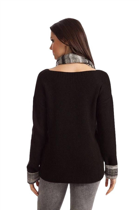 French Kyss - Emilia Ribbed V-Neck W/ Scarf