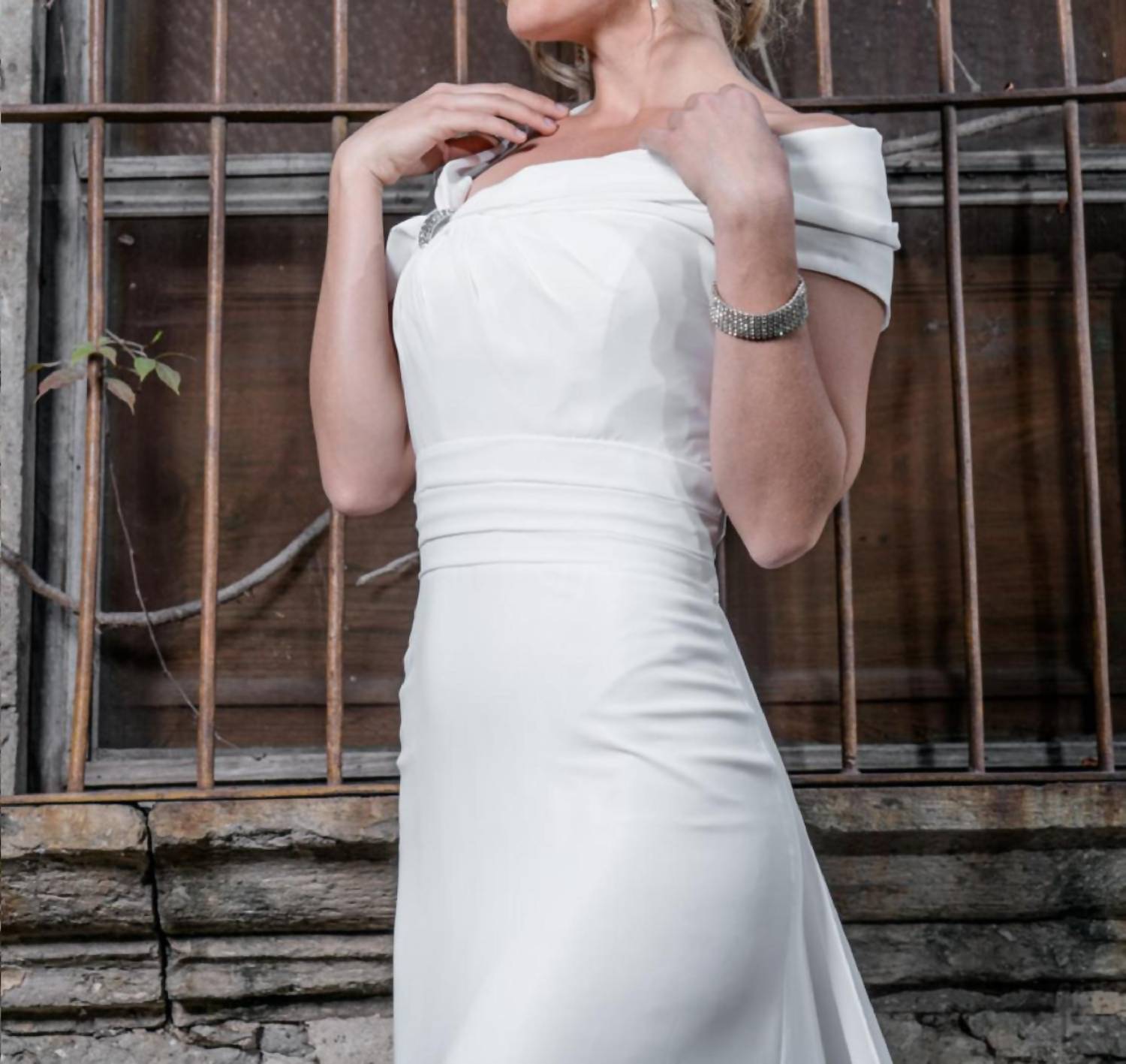 Last Dress - Portrait Collar Dress