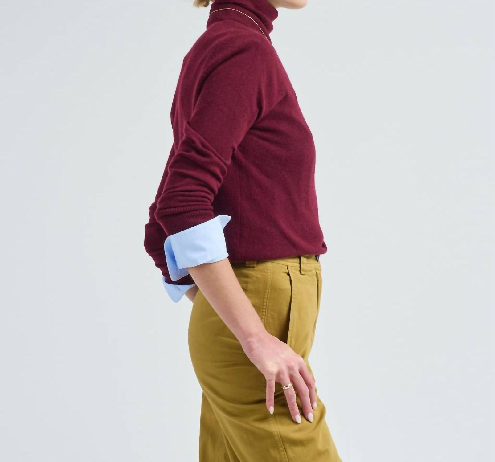 Allude - Cashmere Turtleneck Sweater