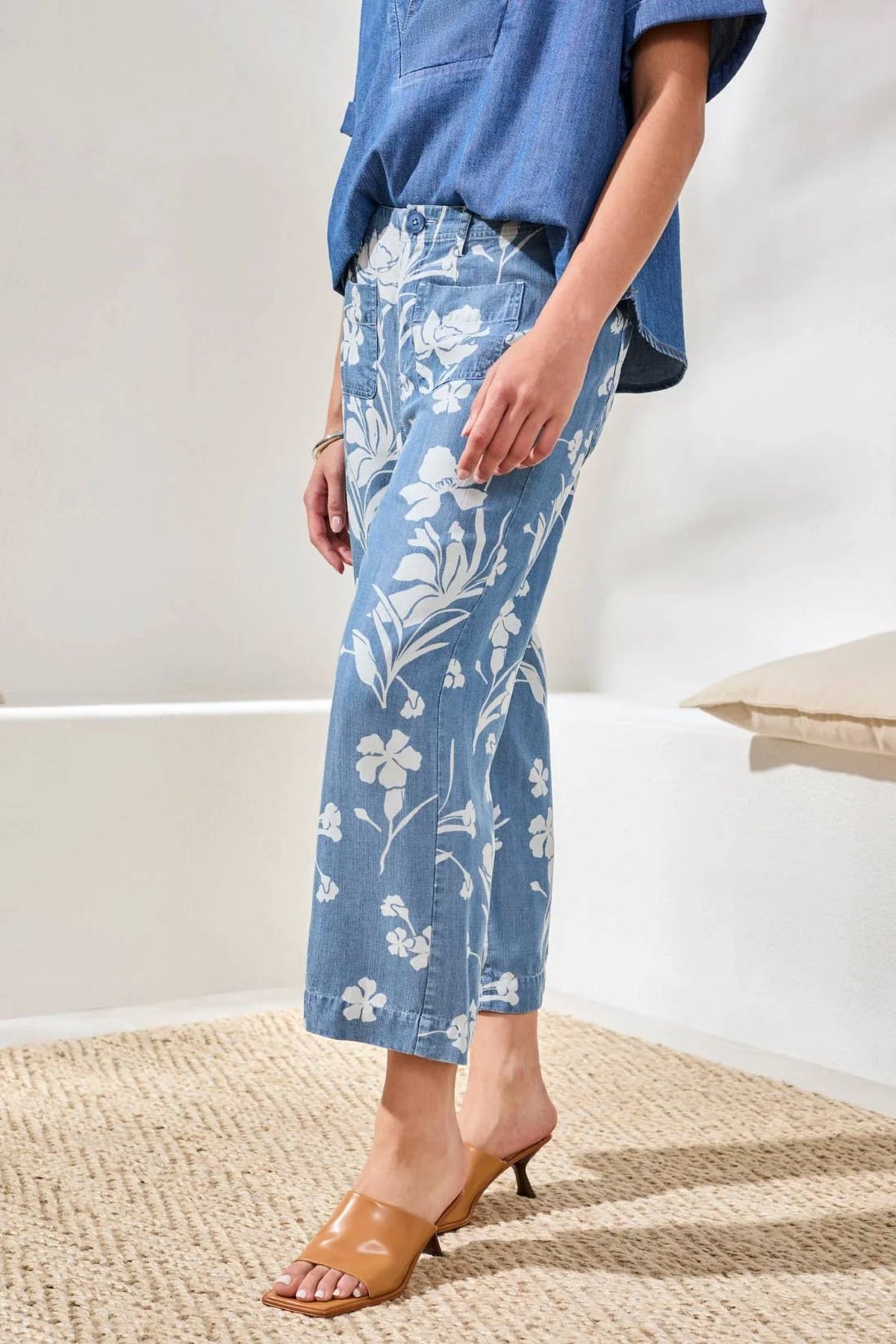 Tribal - Drape Denim Printed Wide Leg Crop Pants