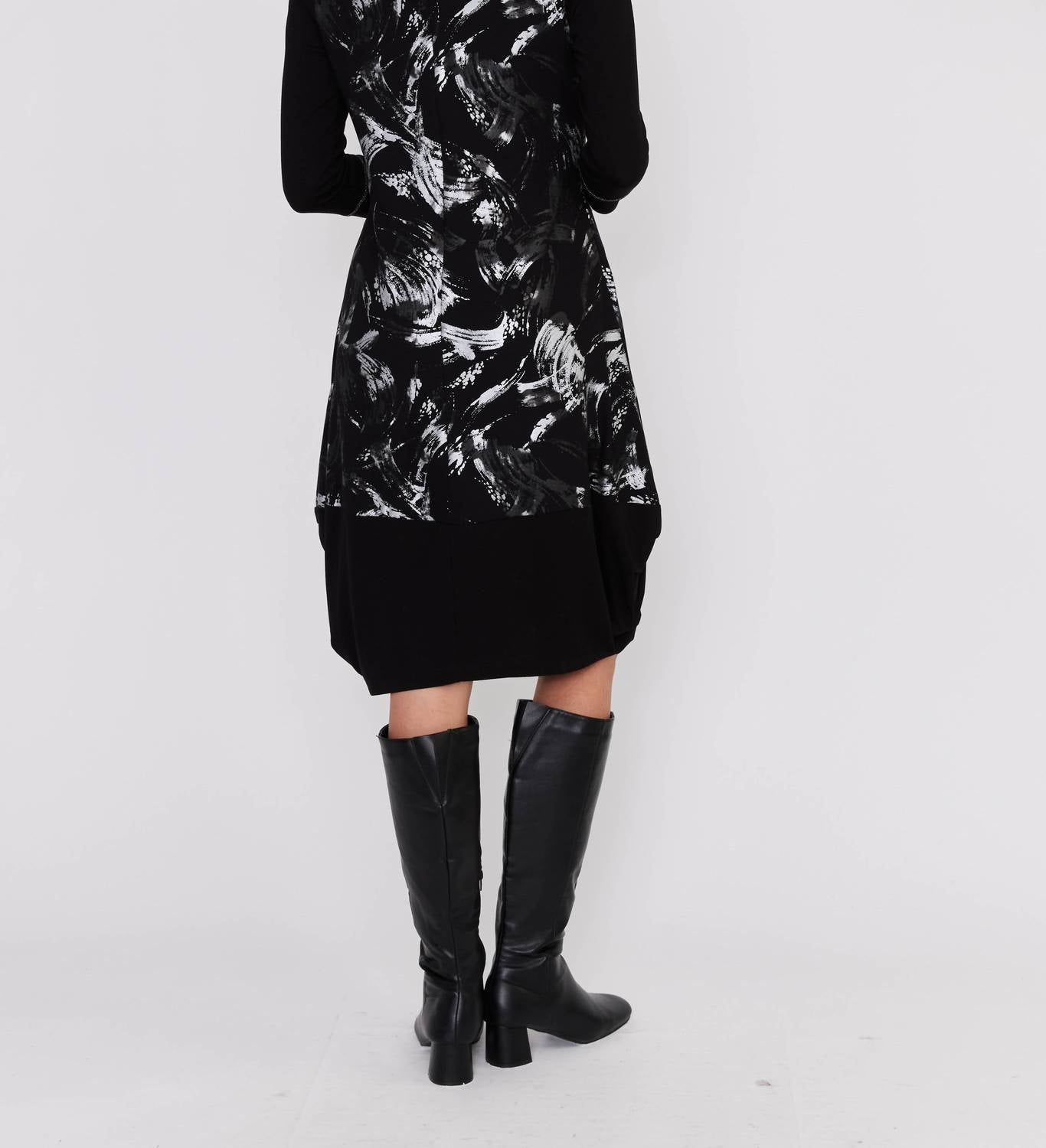 Dolcezza - Knit Brush Stroke Print Dress