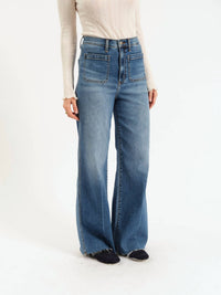 DAZE Far Out High Rise Wide Leg Jeans in vintage city - women's jeans - detail view